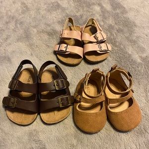 3 pair Old Navy Sandals